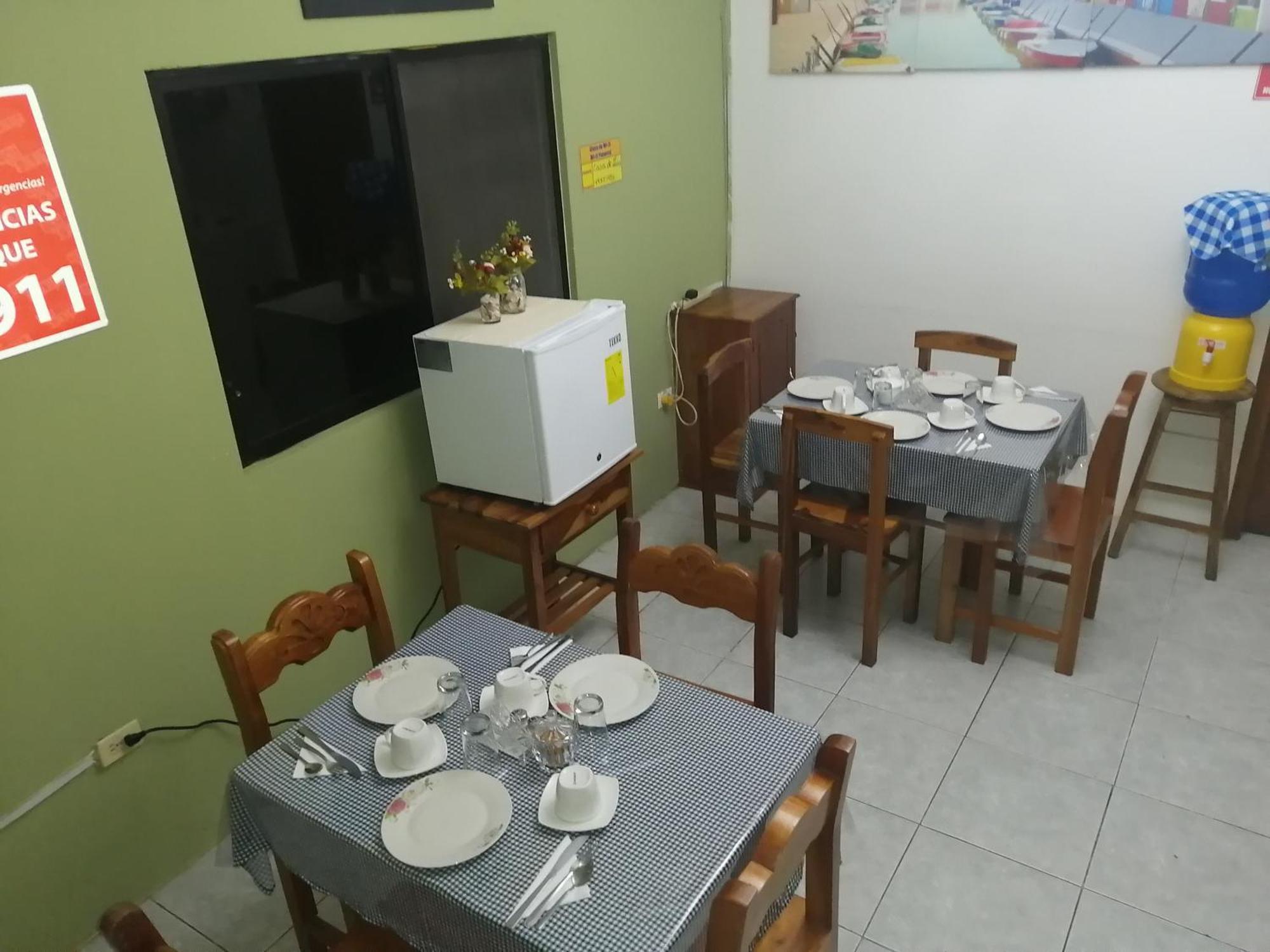 Hostal La Casa De Luis Пуэрто-Бакерисо-Морено Экстерьер фото